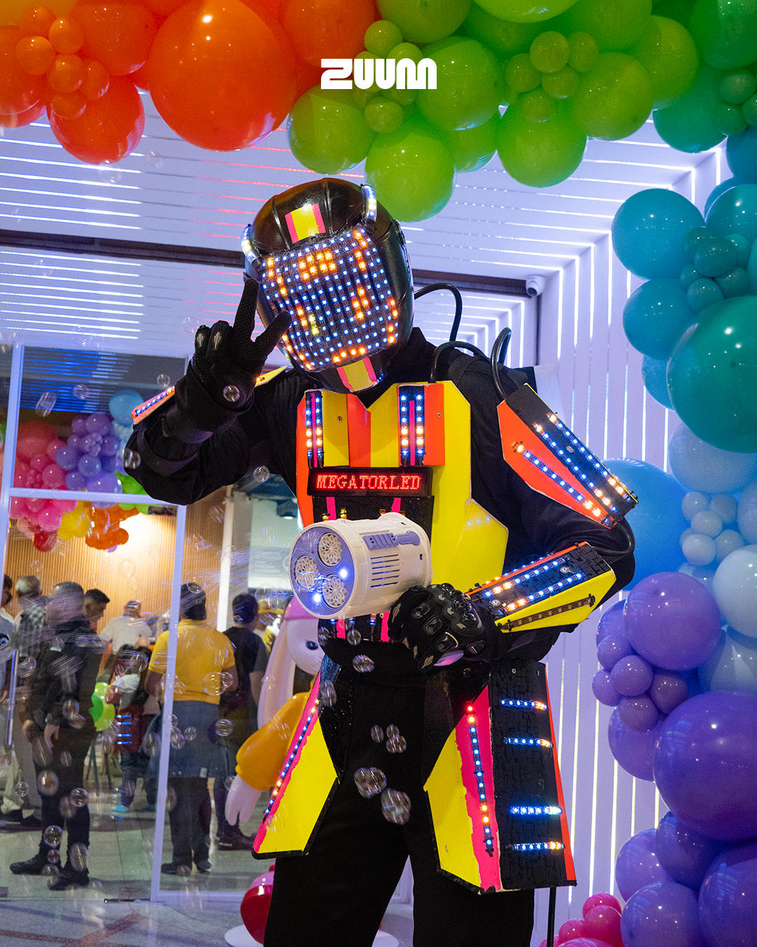 Amplia vista interior de las instalaciones de Zuum Park en Maracaibo